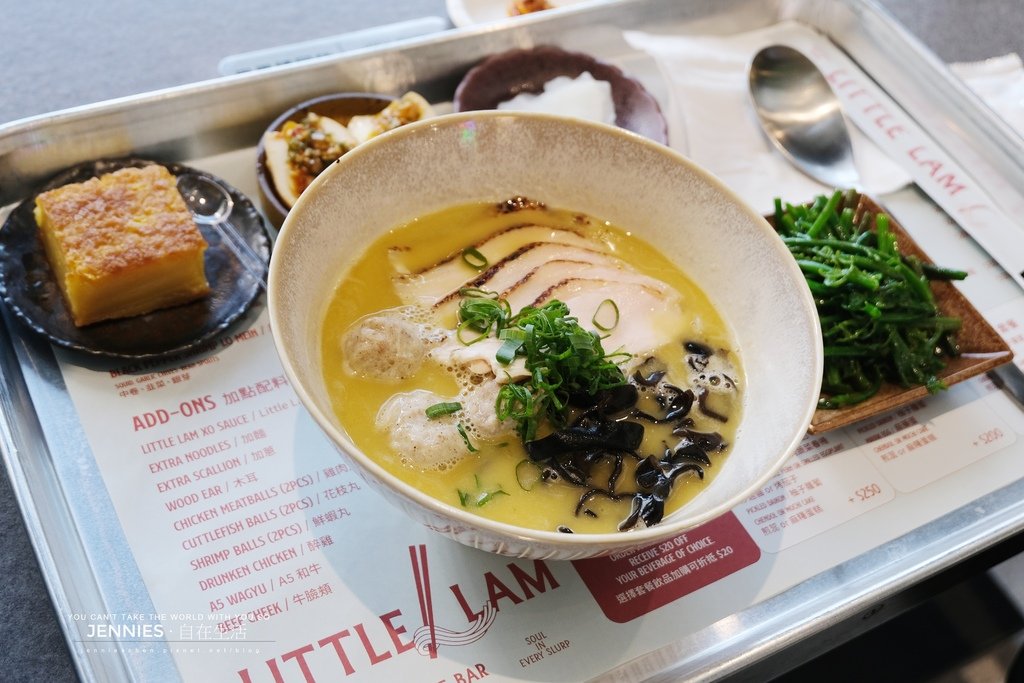南洋風味濃厚不管麵食或小菜都很細緻｜春大直新開幕 LITTL