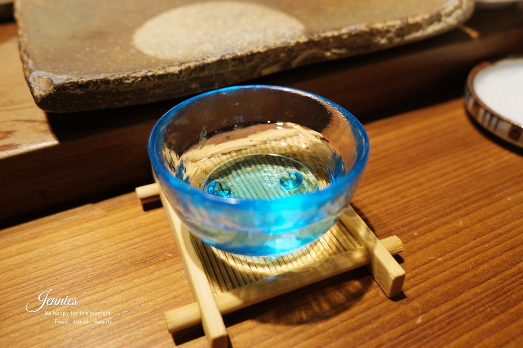 服務及餐食搭配都很符合價格的一家日式無菜單料理｜信義安和 鮨
