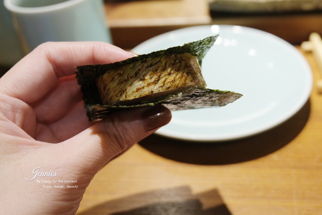 服務及餐食搭配都很符合價格的一家日式無菜單料理｜信義安和 鮨