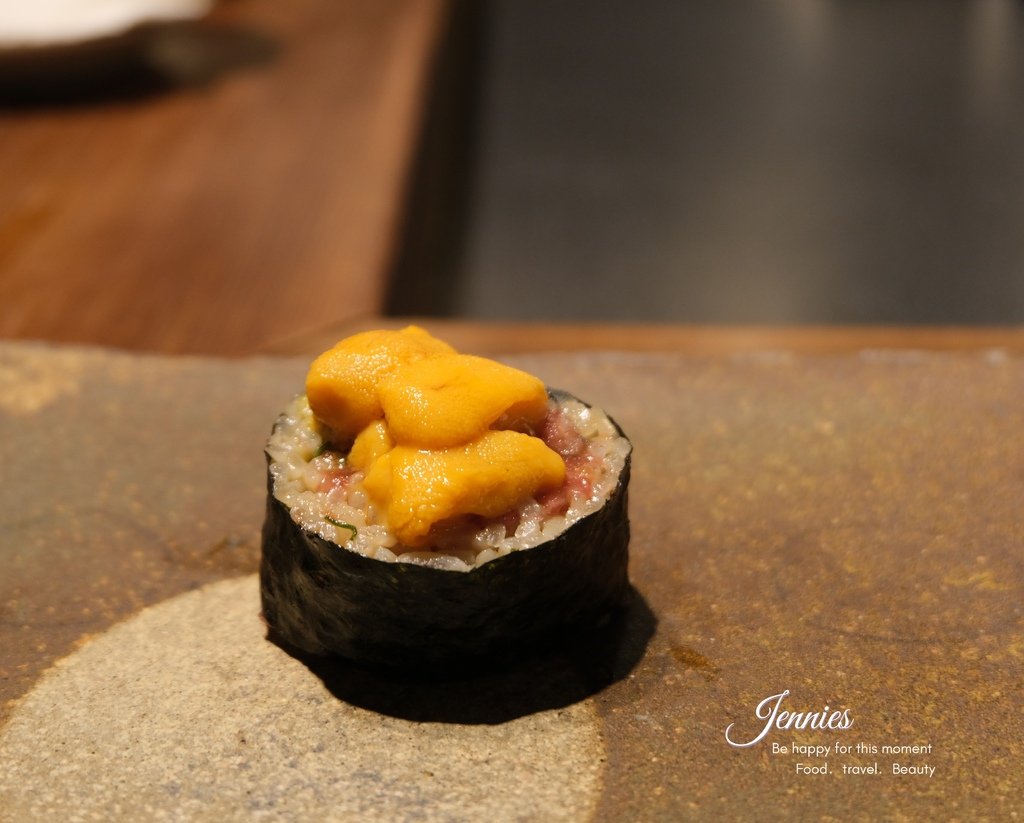 服務及餐食搭配都很符合價格的一家日式無菜單料理｜信義安和 鮨