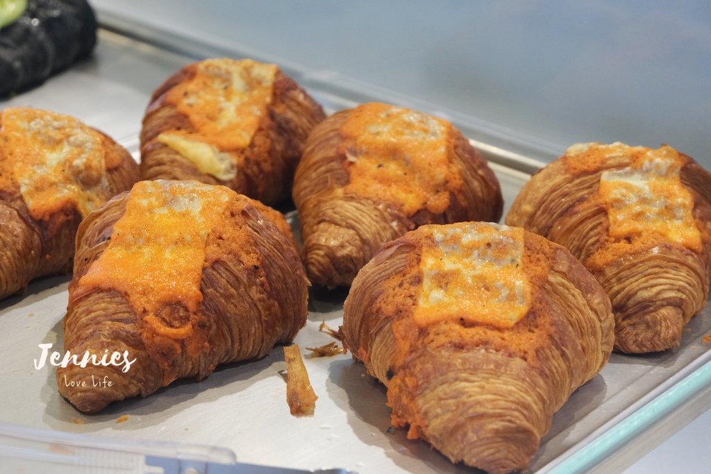 早上來杯熱紅酒美式與草莓可頌的限定套餐｜日本福岡咖啡NO C