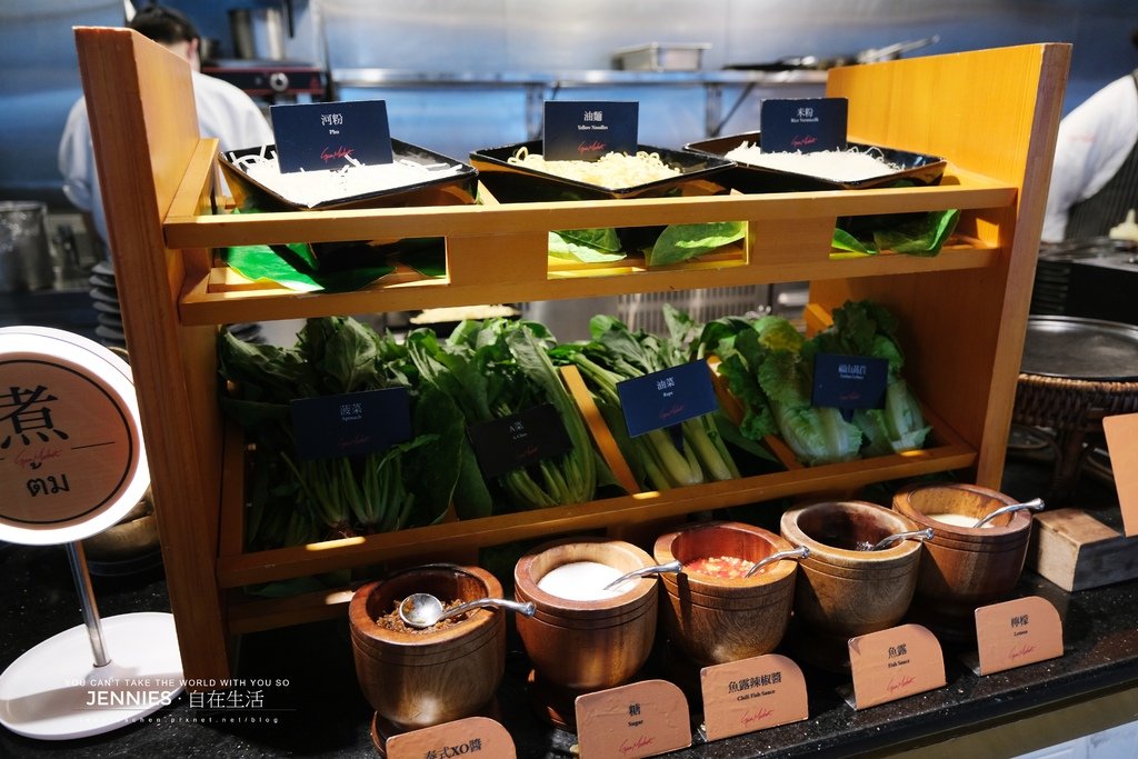 在台北就能享受正宗泰式海鮮盛宴｜泰市場 大直英迪格店  蝦宴