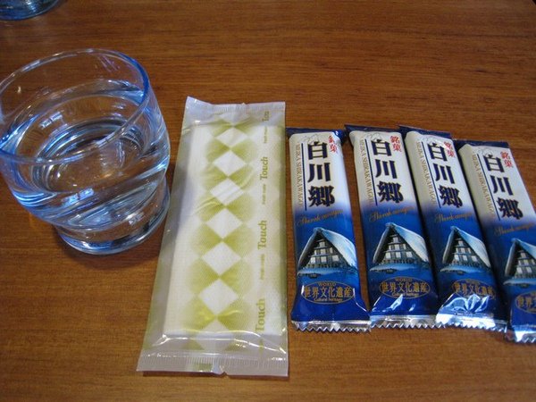 還有送小餅乾