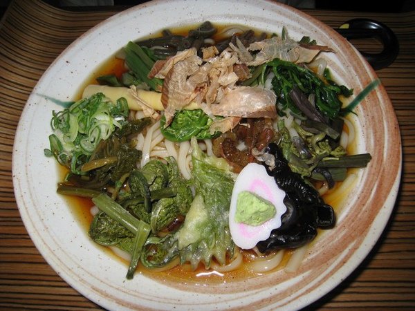 冷的野菜拉麵