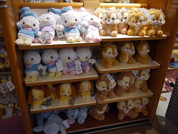 伊克斯皮兒莉IKSPIARI  DISNEY STORE  Tokyo DisneyLand東京迪士尼度假區35週年慶Happiest Celebration (56).JPG