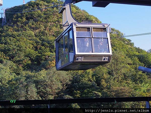 2 08 N首爾塔纜車 (2).JPG