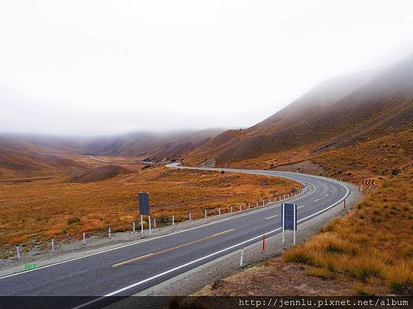 9 0 Lindis Pass.JPG