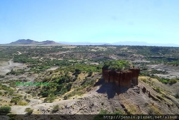 5 2 Olduvai Gorge (2).JPG