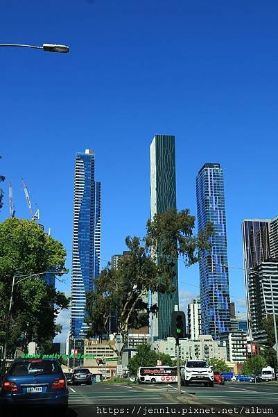 9 0 Melbourne.JPG