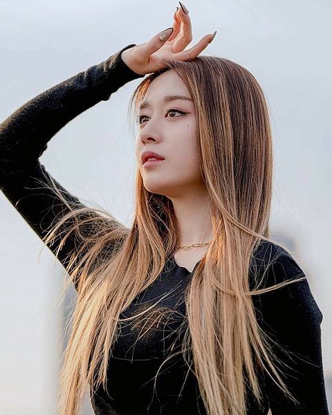 02.jpg