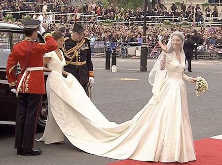 kate-middleton-wedding-dress1.jpg