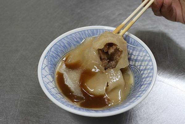 白河蓮花阿勃勒一日遊推薦！體驗剝蓮子、坐大王蓮、吃蓮子冰，順