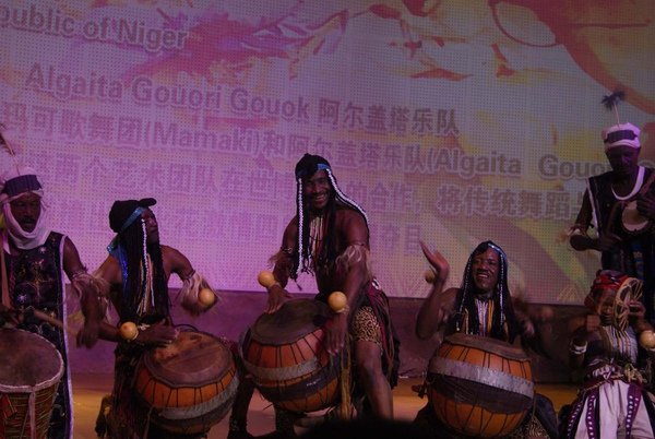 30_4非洲館表演.JPG