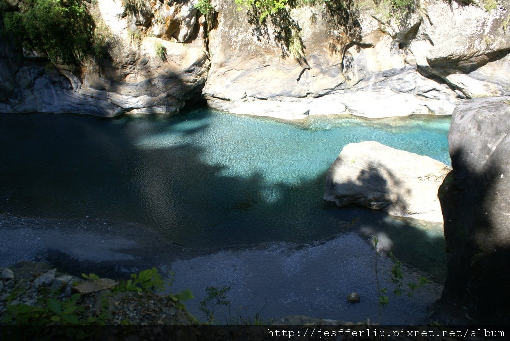 2008坤靈全家夏日遊109-花蓮砂卡礑溪(神秘谷)