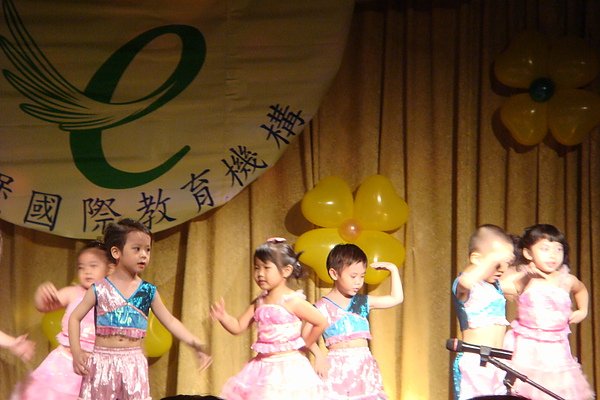 畢8.JPG
