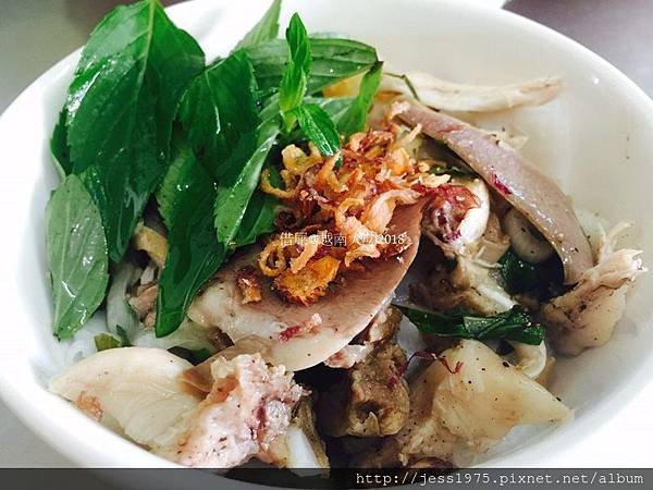 banh out long ha_180427_0008.jpg