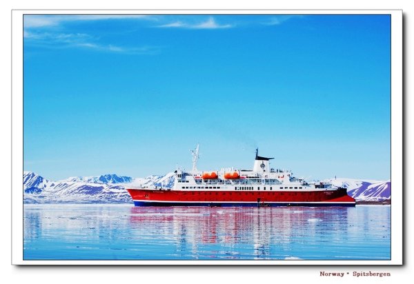 Spitsbergen_iceship.jpg