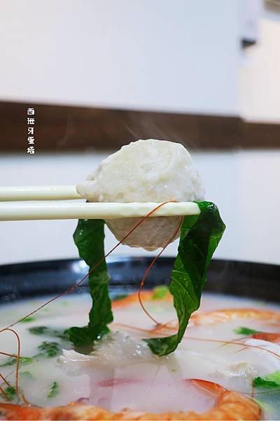 癮鱻海鮮食堂｜台北六張犁捷運站的新鮮美味！明亮用餐空間讓人滿