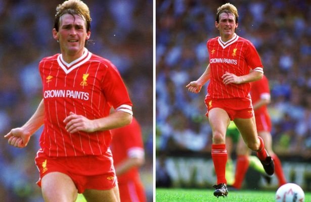 Kenny-Dalglish-in-action-in-Liverpools-1984-kit.jpg