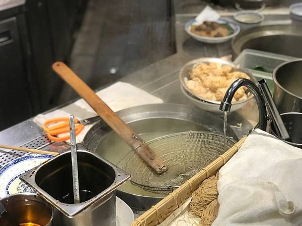 *（信義港點）學記港式茶餐廳～遠百A13必吃 不用飛到香港就