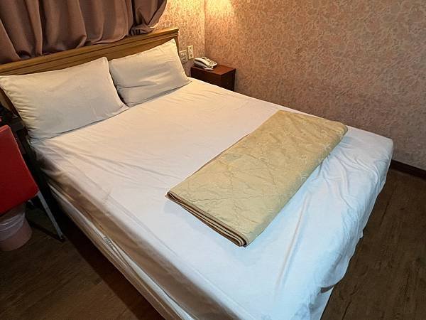 （左營飯店）龍翔大飯店～高雄便宜住宿選擇！鄰近捷運巨蛋站、看