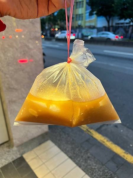 （大直豆花）晴光豆花～便宜又大包！好喝綠豆湯豆花 滿滿綠豆仁