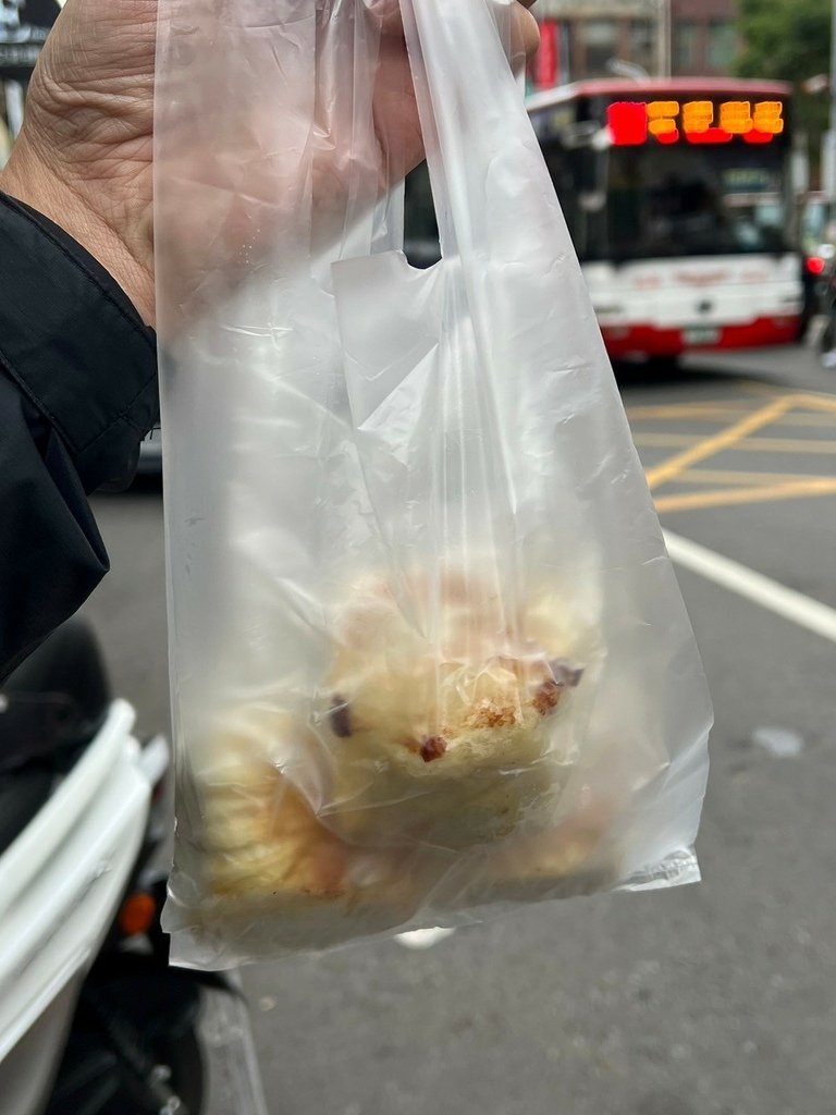 （桃園水煎包）楊家水煎包～老字號手工水煎包專賣店！三種口味我