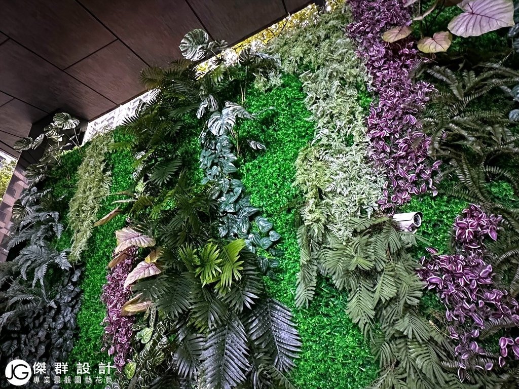 板橋領御車道綠化-人造植物牆垂直花園-社區陽台植生牆綠牆-百貨公司綠牆植物推薦-植生牆缺點-植物牆設計-陽台植栽設計-植生牆工法-植物藝術牆面-生態牆-景觀牆設計-園藝造景造園工程-庭園景觀設計施工-專業景觀維護-庭園景觀設計diy-景觀設計案例-園藝造景景觀設計-頂樓景觀設計-陽台景觀設計-大樓景觀設計-庭園景觀設計平面圖-日式庭園景觀設計-日本庭園景觀設計-庭園景觀設計費用-假植物盆栽哪裡買-假花牆設計-植生牆廠商-植物牆diy-植生牆費用-金獎布花園-陽台綠化-建築綠化-人造花牆佈置-人造綠牆-植栽牆diy-陽台植物牆-植生牆植物-植栽牆植物-植物牆植物-花牆設計-仿真植物牆diy-室內植生牆-植生牆價格-室外植物牆-植生牆施工圖-陽台造景diy-陽台植栽佈置diy-室內植栽牆-頂樓花園diy-人造植生牆-仿真植物牆-公寓陽台植物-陽台圍牆設計-台北廠商-傑群設計有限公司-Plantwall-Greenwall-VerticalGarden