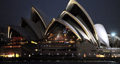 wwf-earth-hour-sydney-opera-house.jpg