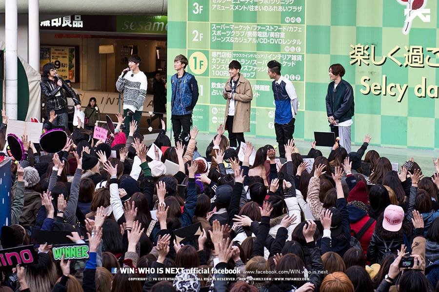 WINNER 1st Japan FanMeetinf in Osaka HELLO! WINNER-01.jpg