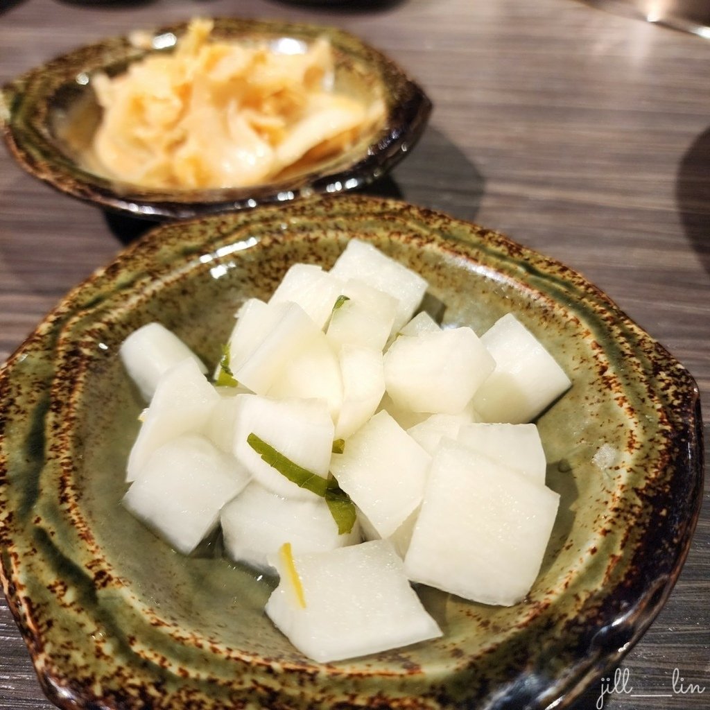 【台北 小巨蛋站】芳朵麻辣鍋 台北美食/松山美食/小巨蛋美食