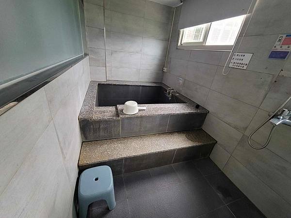 ※宜蘭縣礁溪鄉※ 慢慢窩溫泉旅宿 親子飯店 遊戲室 溜滑梯親