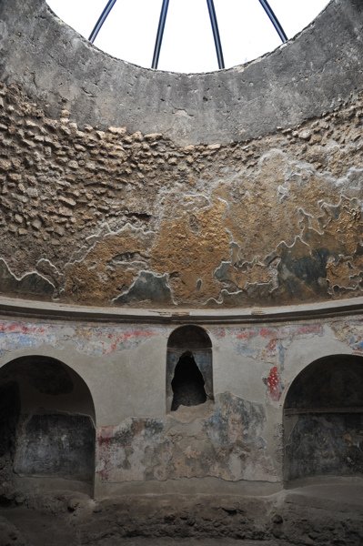 251--Pompeii-浴場_resize.JPG