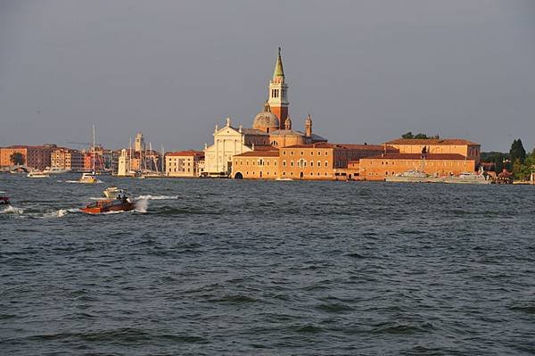 506-船進Venezia-聖喬治馬喬雷教堂_resize.JPG