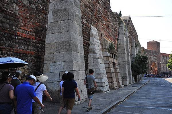 675-Verona-城牆_resize.JPG