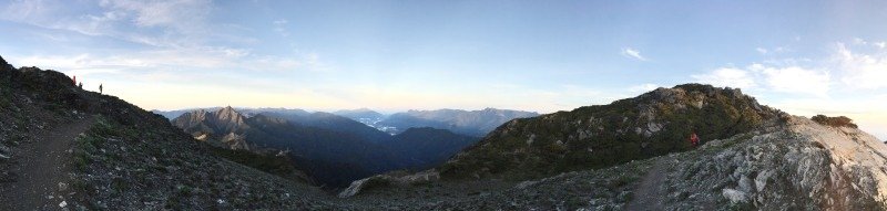 375-往南湖主峰-.JPG