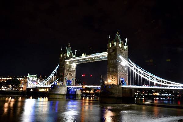1086-倫敦-倫敦塔與橋的夜景.JPG