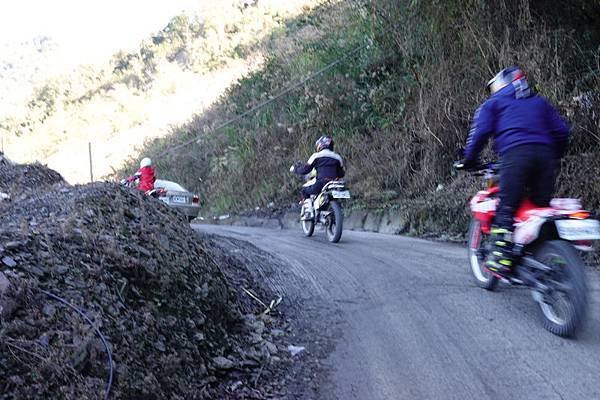 492-day-2-力行產道-往力行村馬烈霸.JPG