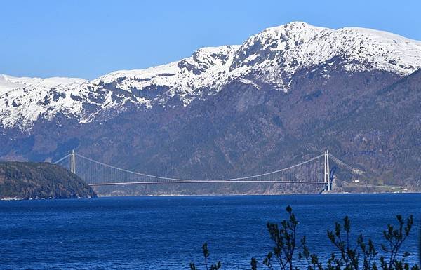 1262-往哈丹格大橋-.JPG
