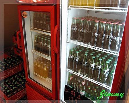 飲料自己拿.jpg