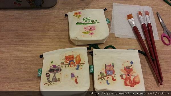 22阿賢阿箴跟老媽的半成品.jpg