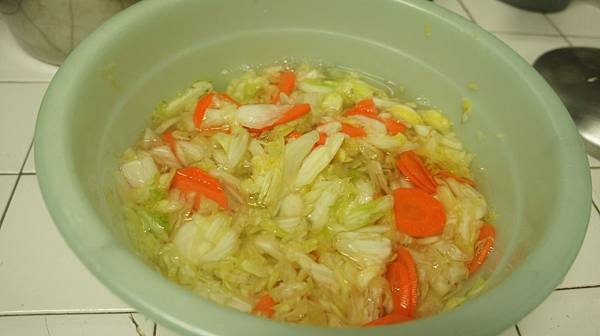 36加入開水洗一洗.jpg