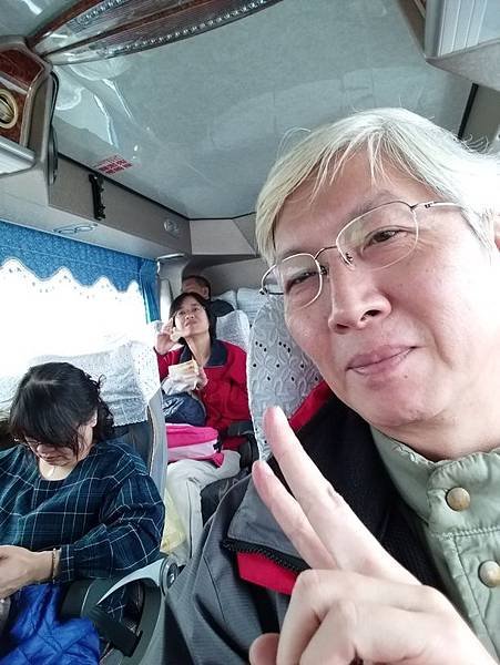 007大正咩坐得遠也很入戲.jpg