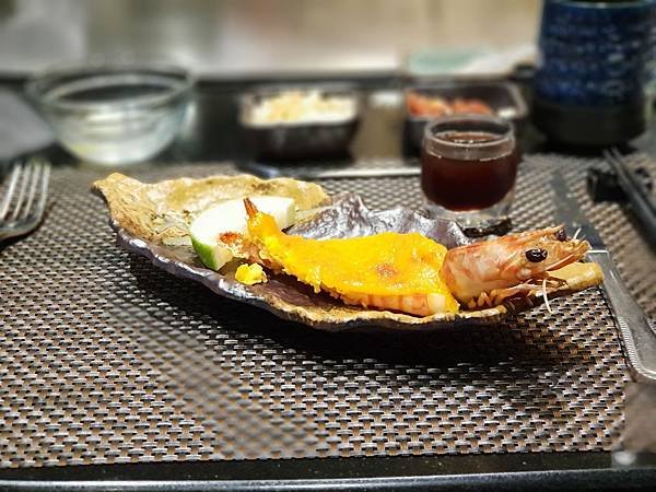 海膽飛魚軟炒迷蝦.jpg