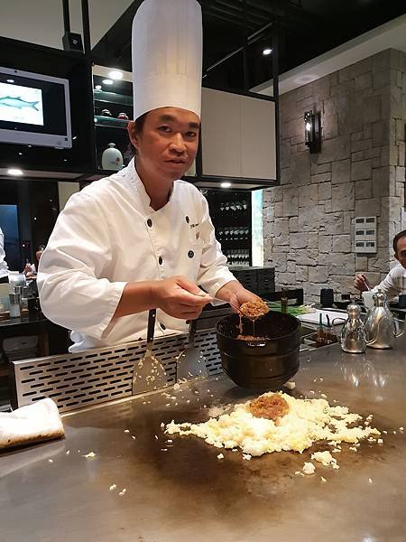 鍋巴蛋炒飯干貝醬.jpg