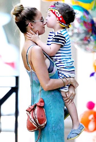 nicole-richie-sparrow-madden
