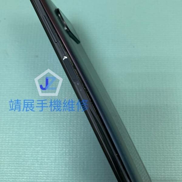 POCO X3 Pro 電池膨漲側邊.jpg