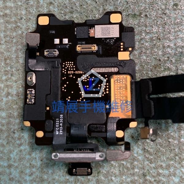 Apple Watch S6 44mm 主機板處理.jpg