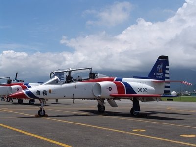 AT-3 自強號教練攻擊機 (AIDC)