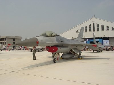 F-16 戰隼式戰鬥機 Fighting Falcon